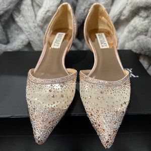 Badgley Mischka Madelyn Kitten Heel D’Orsay Pumps in Soft Blush Size 5.5 EUC